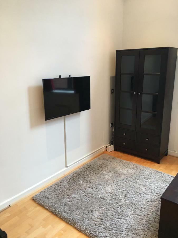 Stylish City Centre Apartment Кардіфф Екстер'єр фото